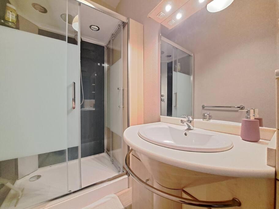 Perth, Bel Appartement Lumineux Reims Ngoại thất bức ảnh